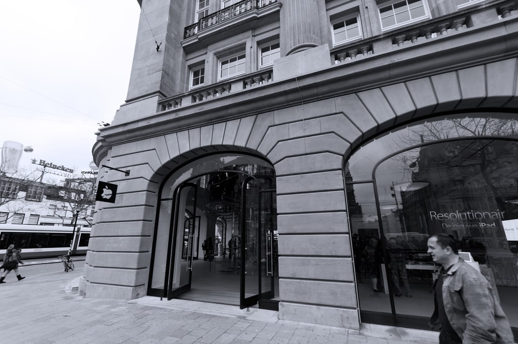Apple Store in Amsterdam