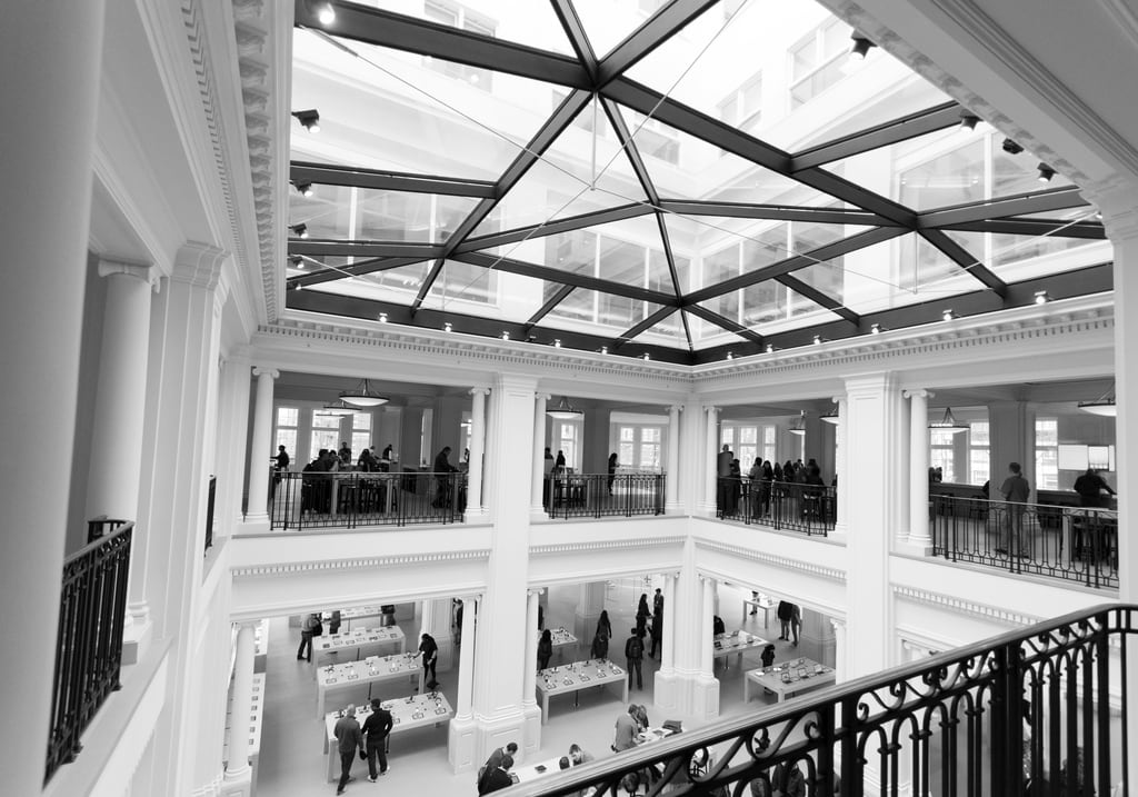 Apple Store in Amsterdam