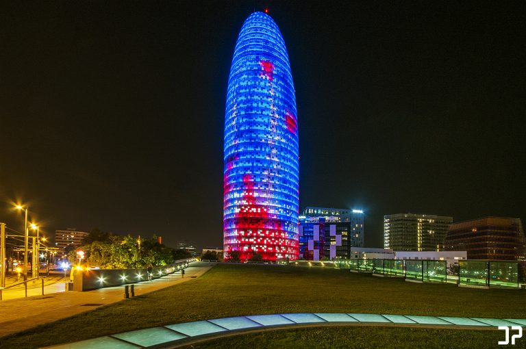 Barcelona - Torre Glòries at night