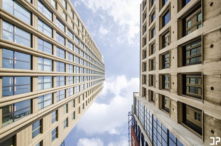 De Coopvaert - Rotterdam / Looking up